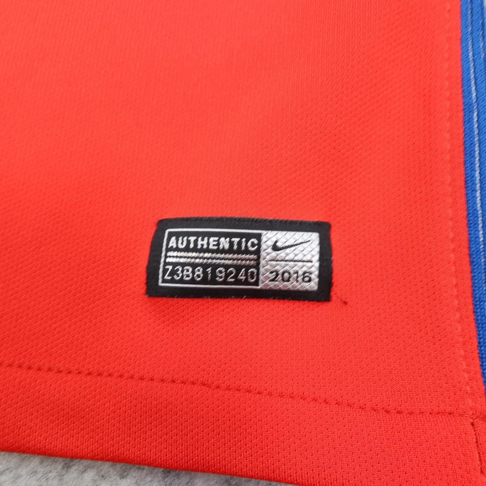 England Away Shirt Mens Medium Red 2016 2017 Football Nike Dri Fit Jersey photo 6