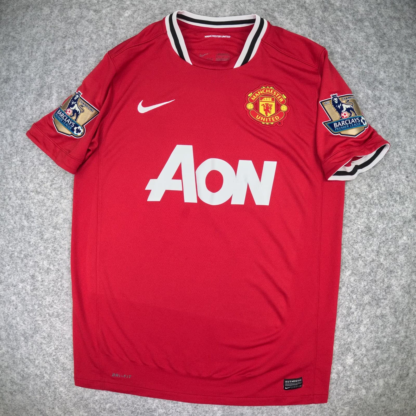 Manchester United Football Shirt Medium Red Home 2011 2012 Nike Ji Sung Park 13 photo 2