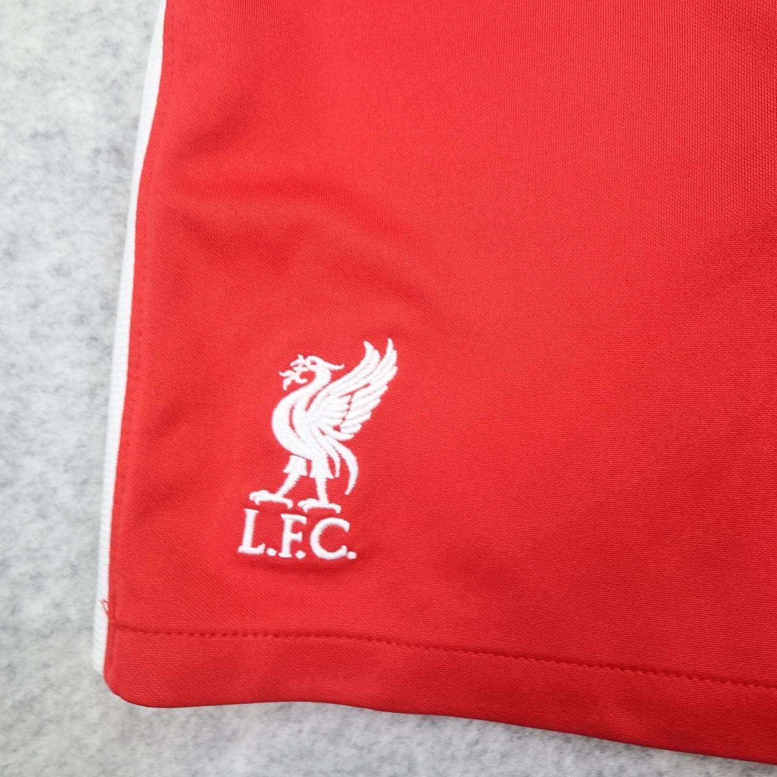 Liverpool Shorts Youth Large 116-122 CM Red Home 2020 2021 Football Nike LFC photo 2