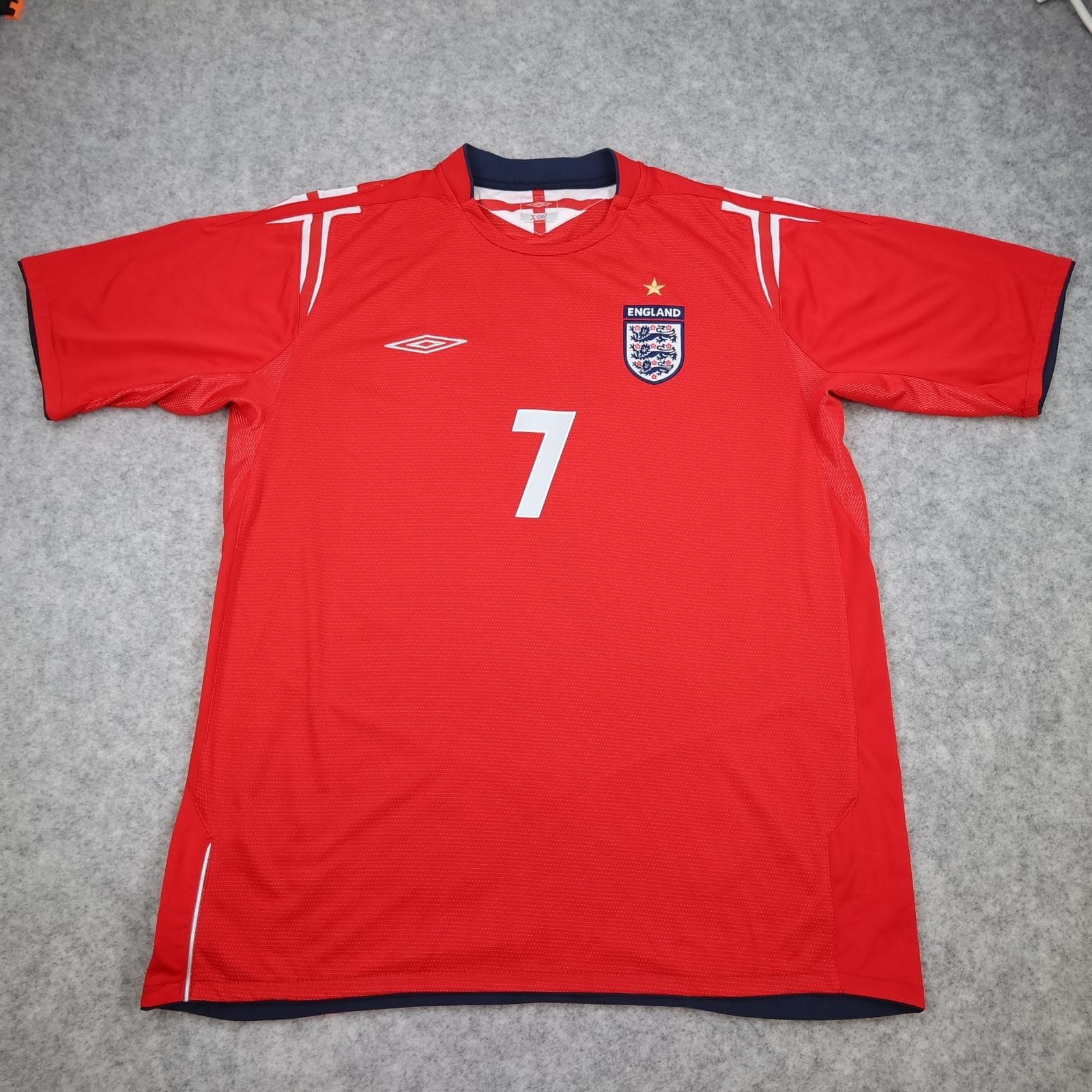 Vintage England Away Shirt Mens XL Red 2004 2006 Football Umbro Beckham 7 Jersey photo 2