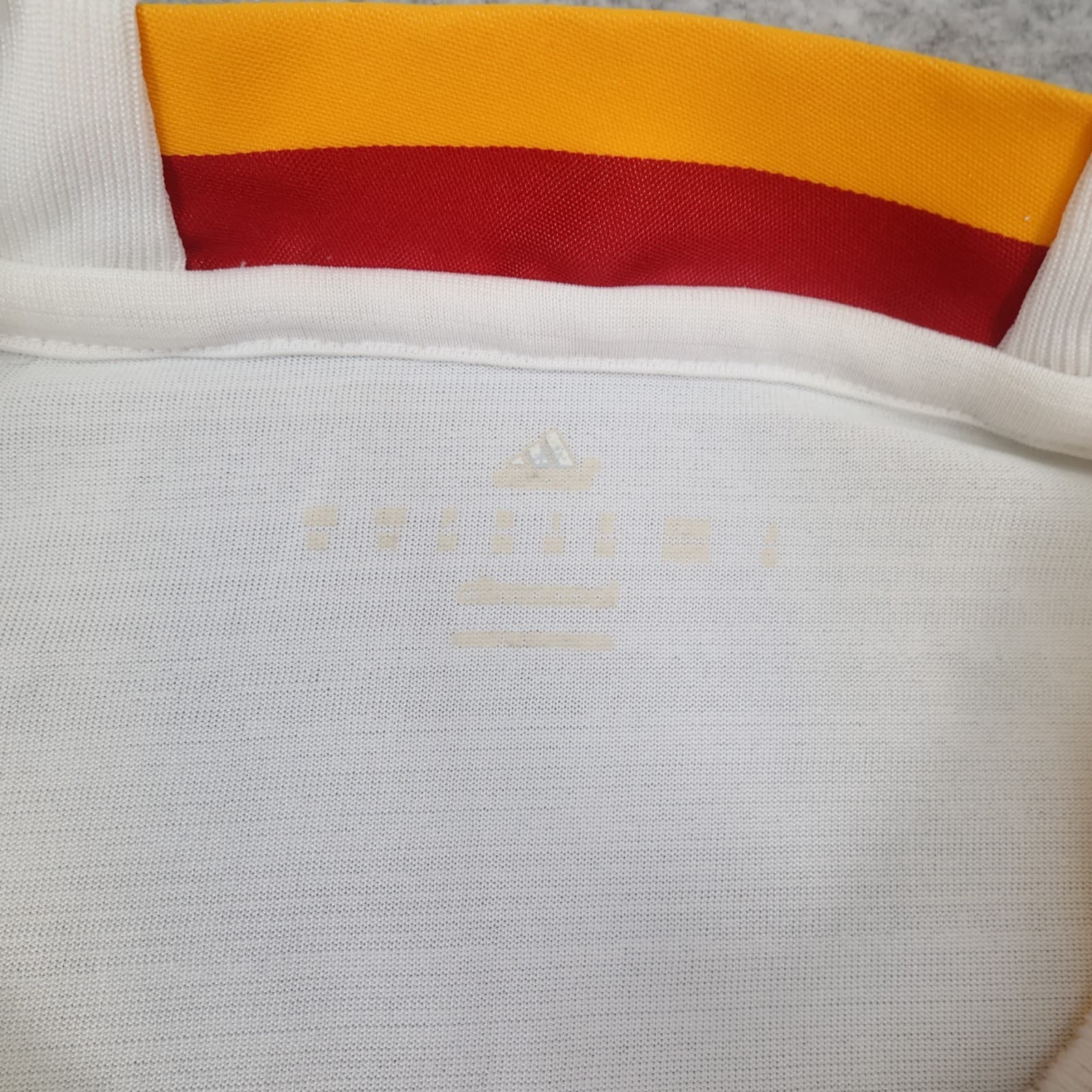 Spain Football Shirt Medium White Away Kit 2016 2017 España Soccer Jersey photo 5