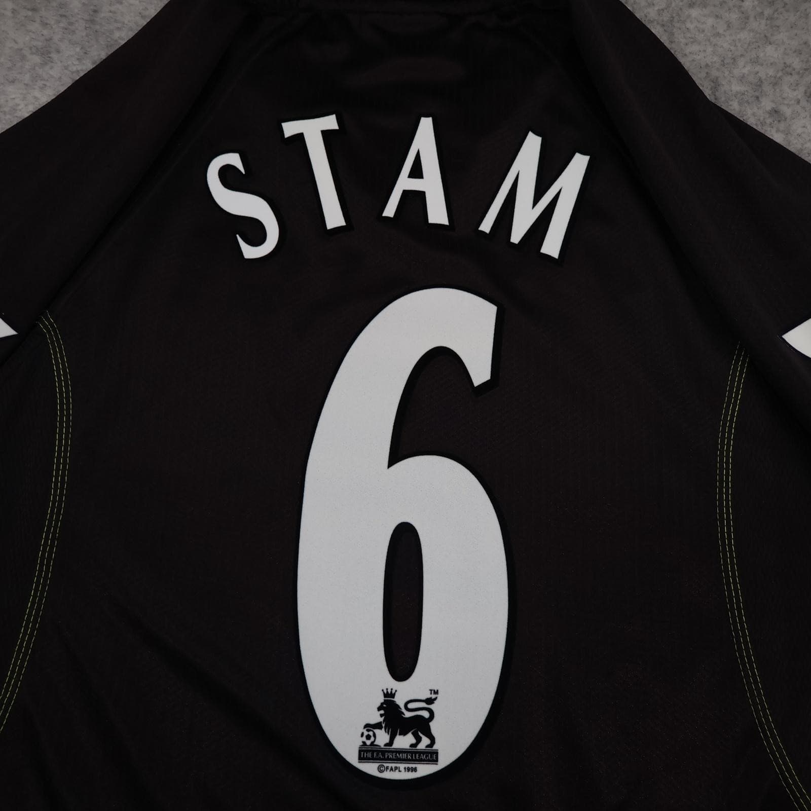Vintage Manchester United Shirt Mens Medium Black 3rd Kit 1998 1999 Umbro Stam 6 photo 3
