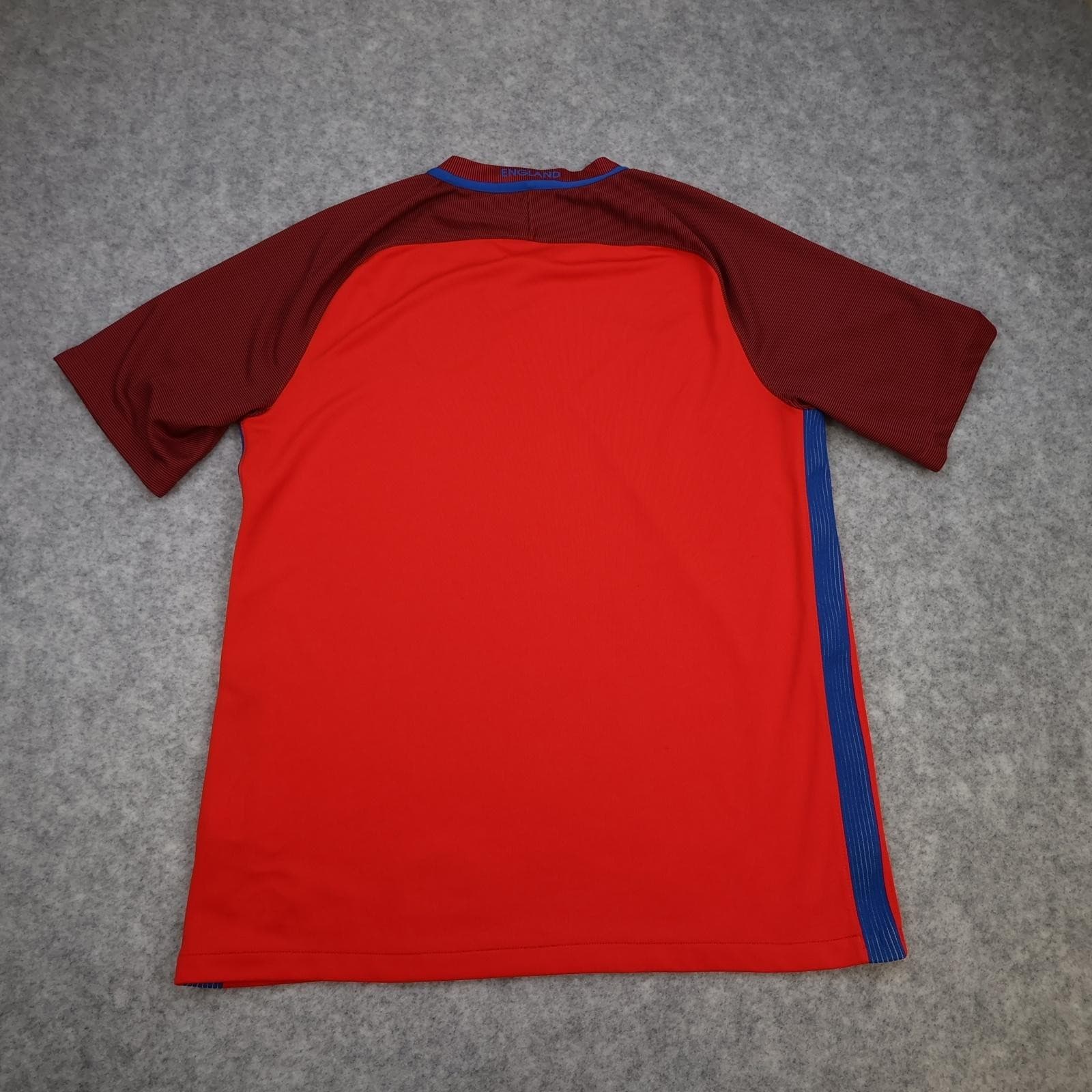 England Shirt Mens Large Red Away 2016 2017 Nike Dri Fit Soccer Jersey photo 2