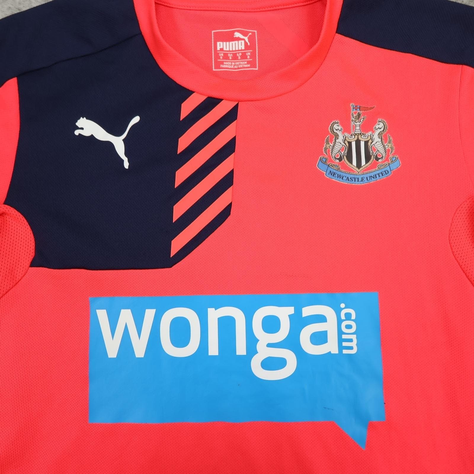 Newcastle United Training Shirt Mens Small Pink Football Puma Wonga 2015 2016 photo 2