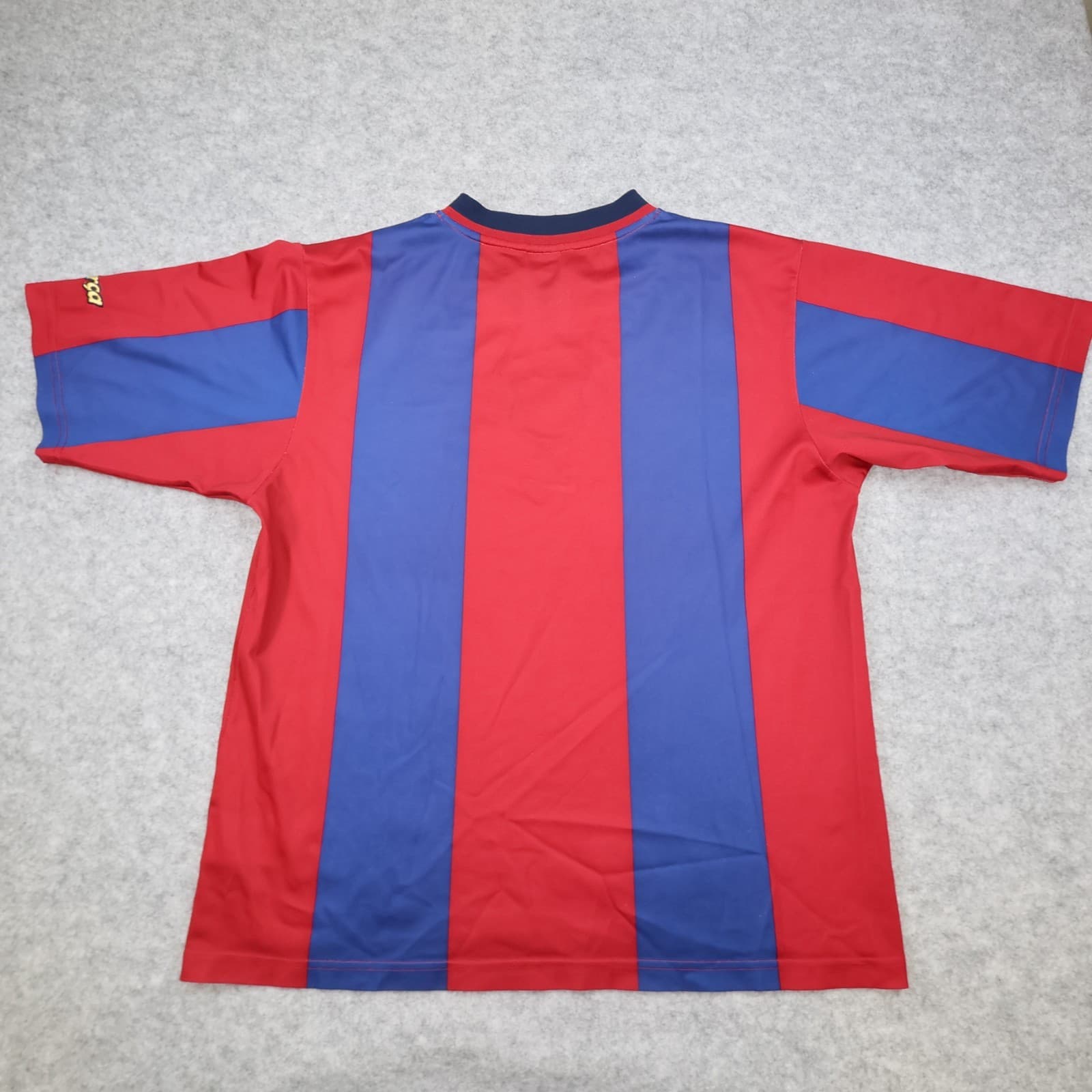 Vintage Barcelona Shirt Medium Red Home Kit 1998 2000 Nike Soccer Jersey photo 2