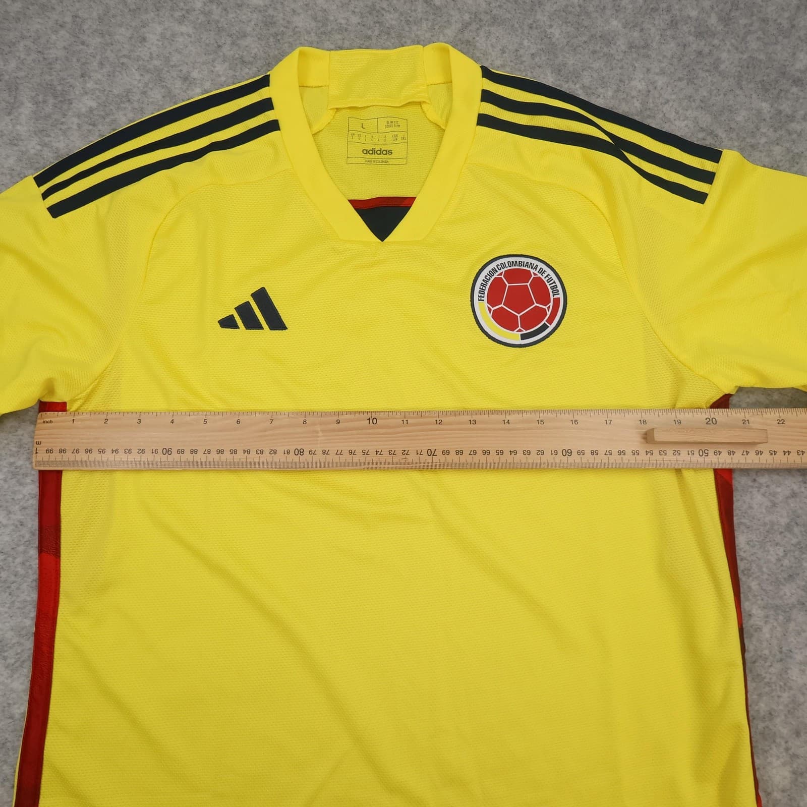 Colombia Home Shirt Mens Large Yellow 2022 2023 Football Adidas Soccer Jersey photo 8