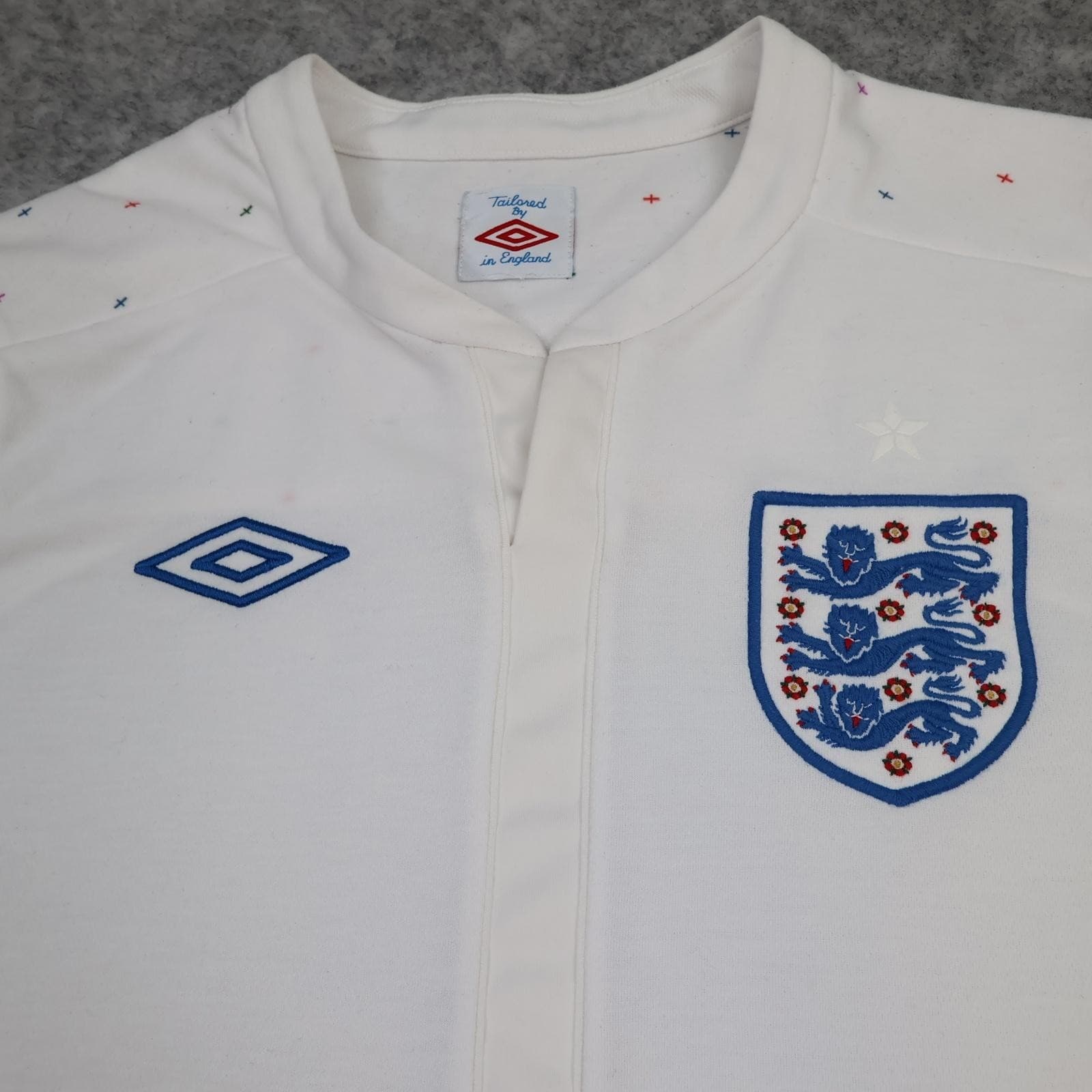 England Home Shirt Mens Medium White Football Umbro 2010 2011 Jersey Top photo 3