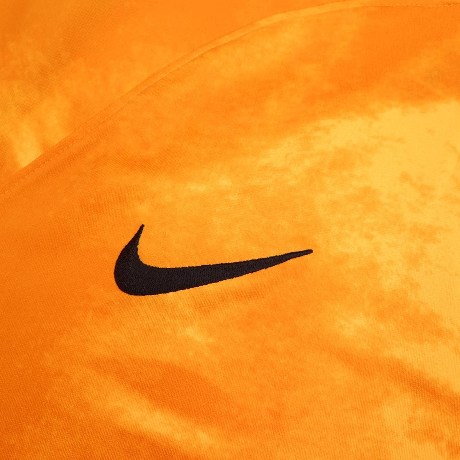 Netherlands Shirt Mens Medium Home 2022 2023 Orange Football Jersey Nike KNVB photo 4