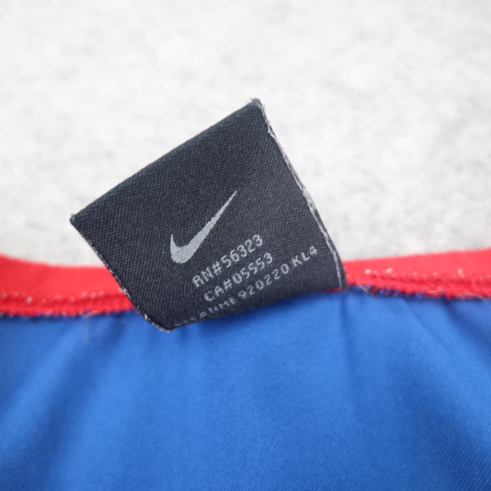 Vintage Barcelona Training Shirt Mens 2XL Blue Red 2002 2003 Nike Soccer Jersey photo 6