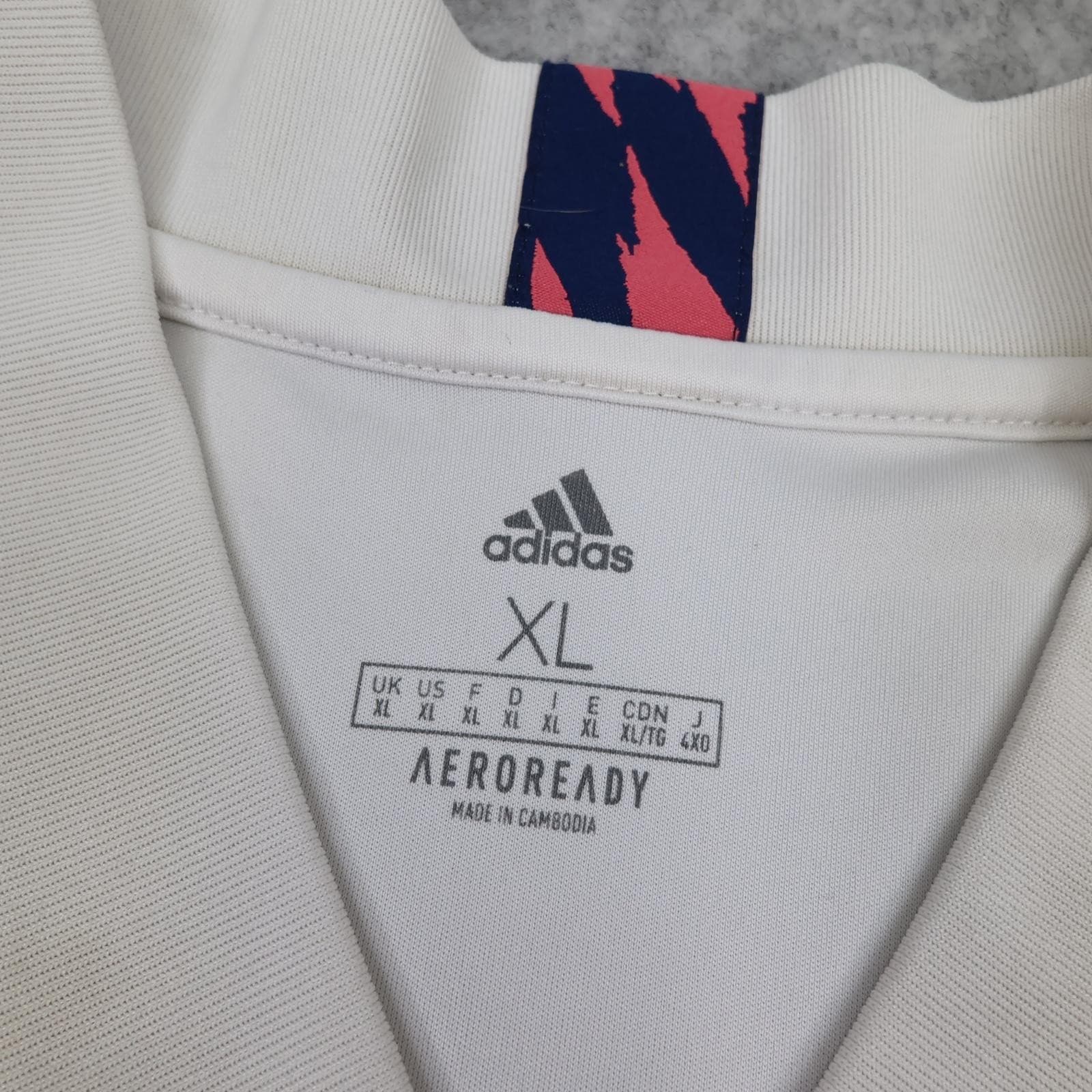 Real Madrid Shirt Mens XL White Home 2020 2021 Football Adidas Emirates Jersey photo 6