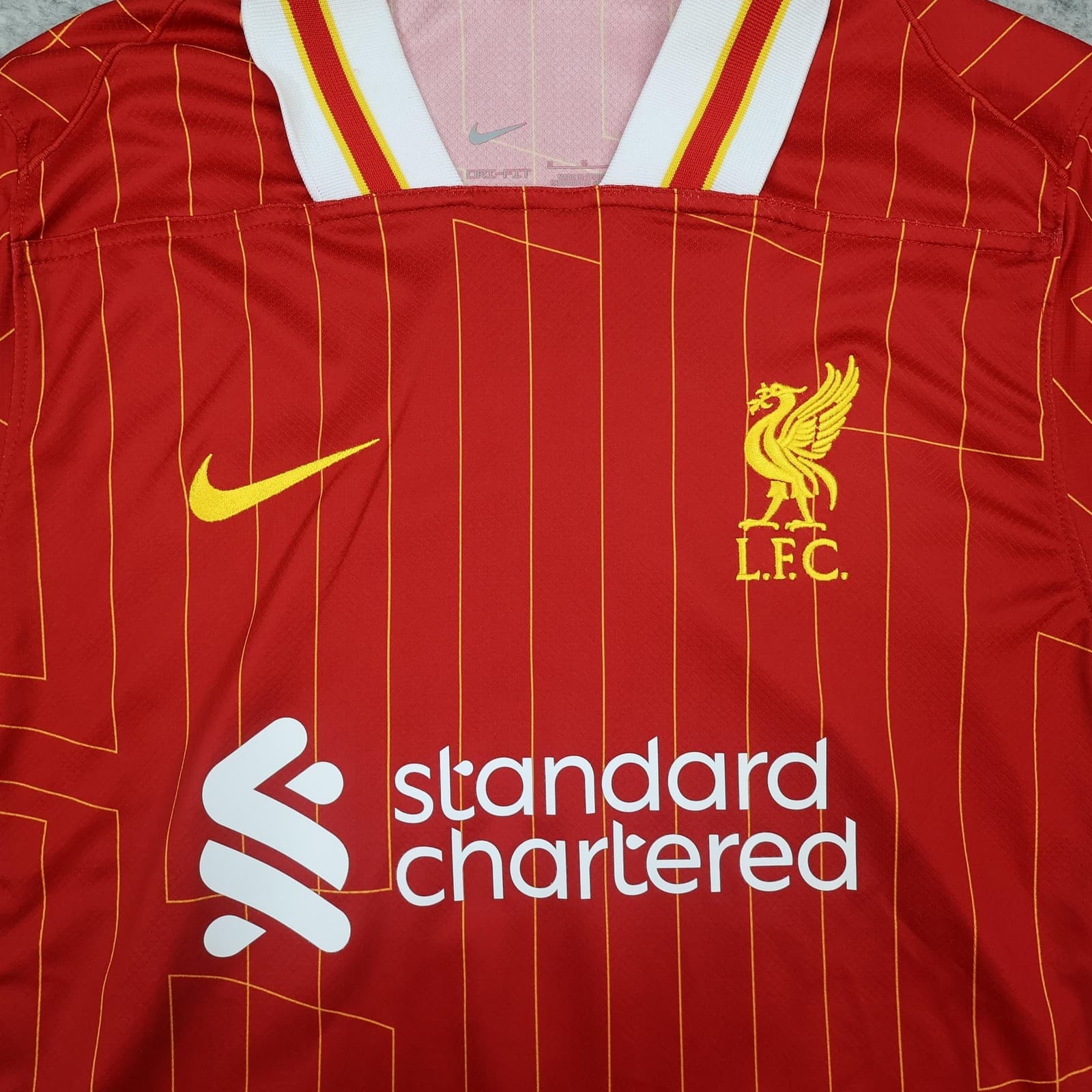 Liverpool Shirt Mens Medium Red Home 2024 2025 Soccer Nike Mo Salah 11 Jersey photo 4