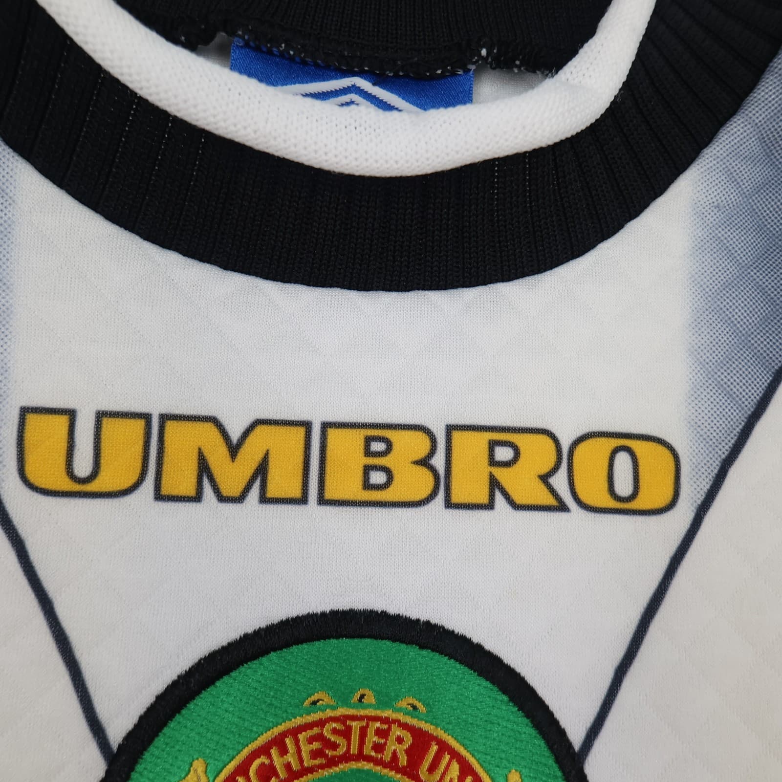 Vintage Manchester United Shirt Medium Green White Goalkeeper Shirt 1996 1997 photo 7