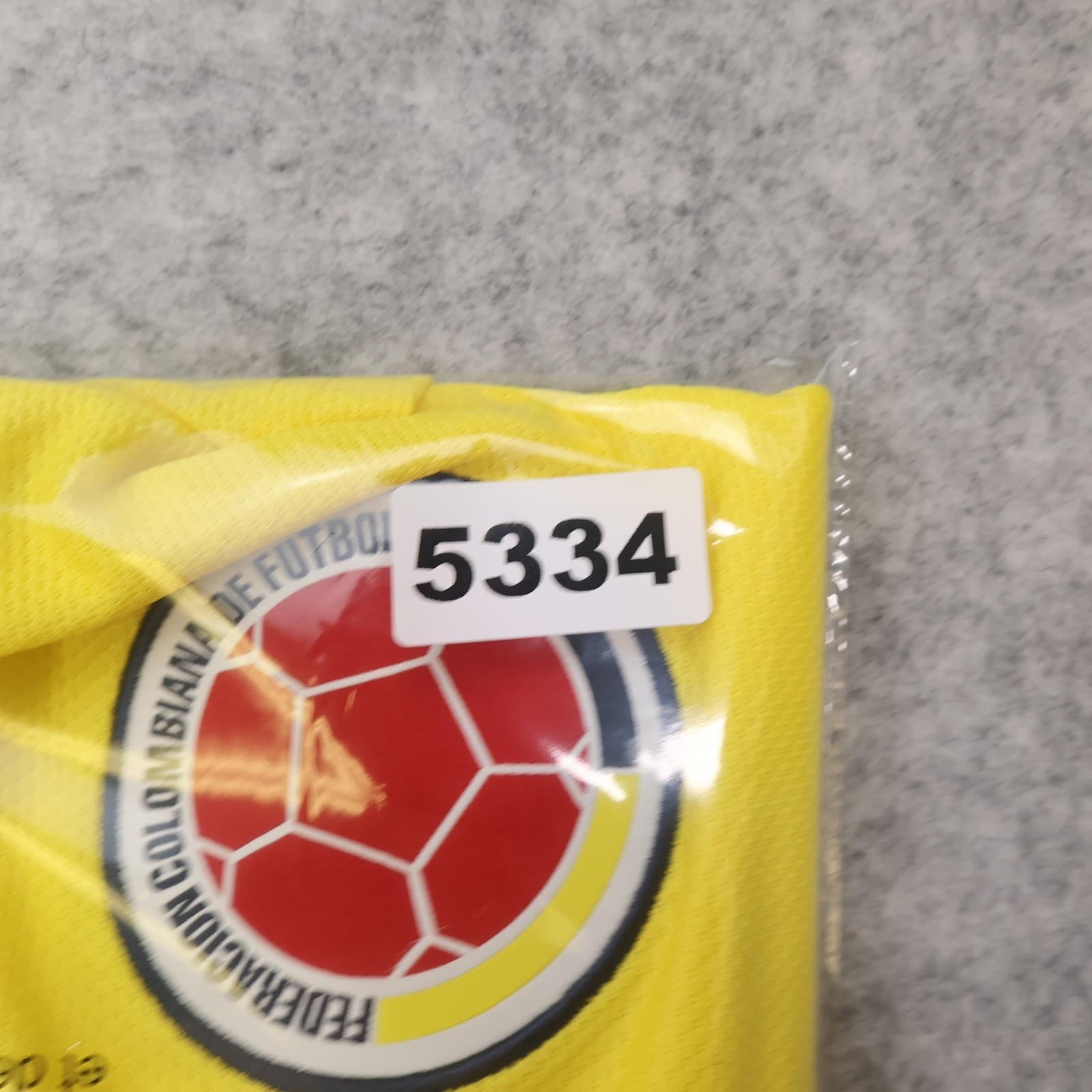 Colombia Home Shirt Mens Large Yellow 2022 2023 Football Adidas Soccer Jersey photo 13