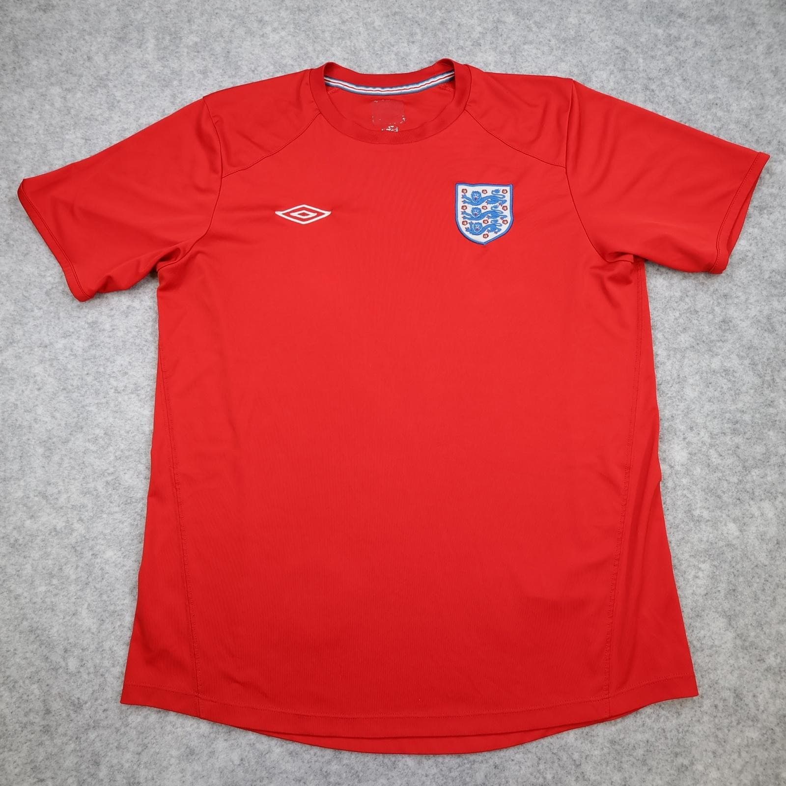 England Shirt Mens Large Red Home Short Sleeve 2010 2011 Umbro Jersey Top