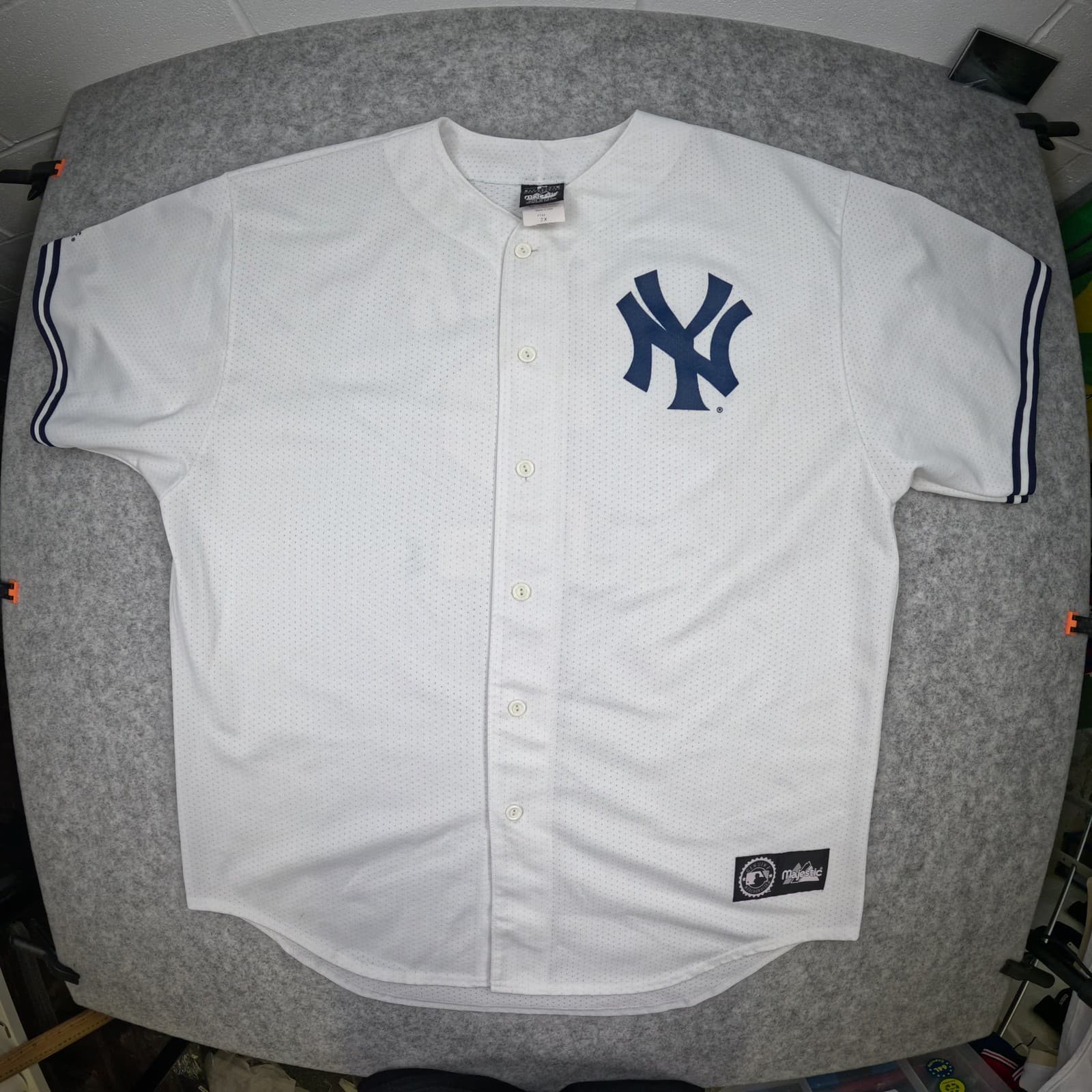 New York Yankees Baseball Jersey 2XL White Majestic Derek Jeter 2 Button Up photo 2