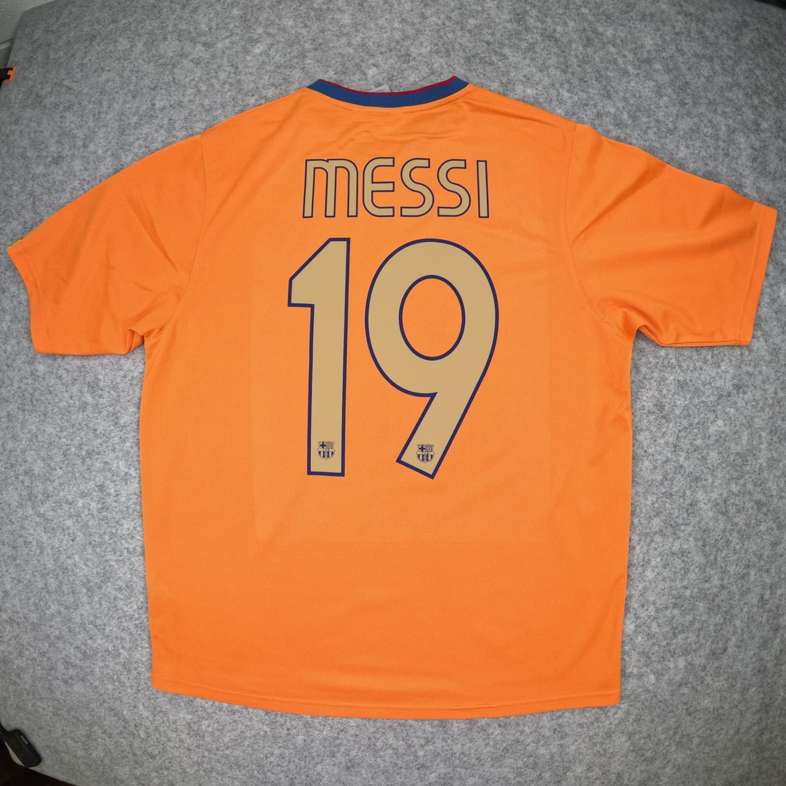 Barcelona Football Shirt Large Away 2006 2008 Nike Messi 19 Barcelona Jersey