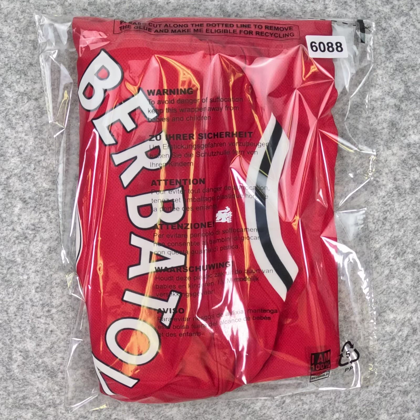 Manchester United Football Shirt Medium Red Home 2011 12 Nike Berbatov 9 Jersey photo 6