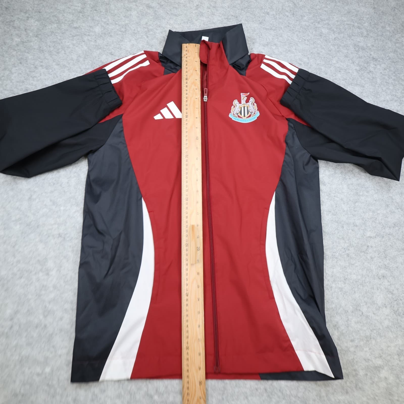 Newcastle United Jacket Small Red Lightweight Rain Coat 2024 2025 Adidas photo 10
