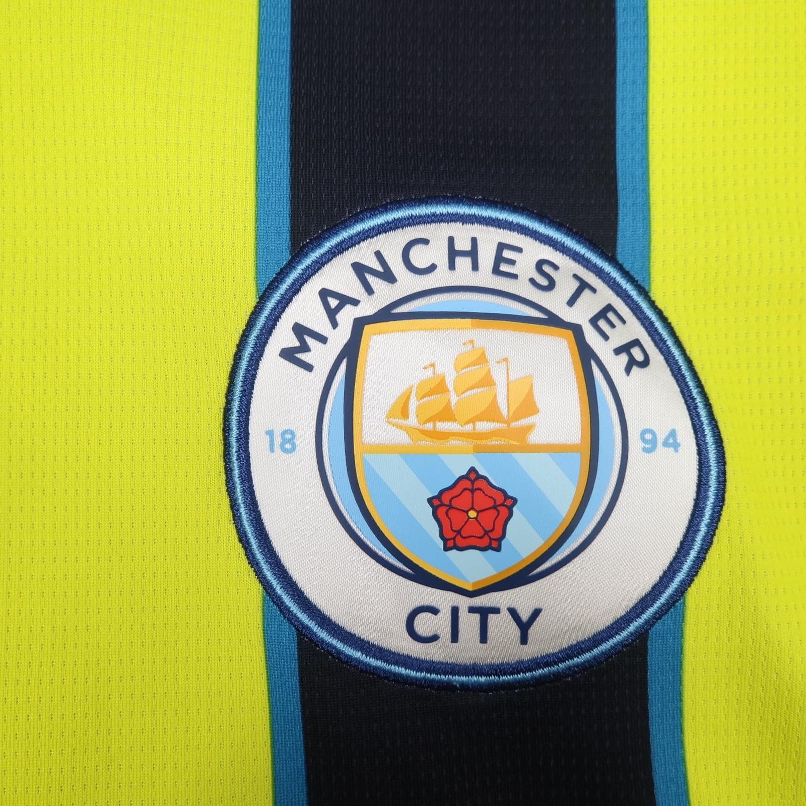 Manchester City Away Shirt Mens 2XL 2024 2025 Football Puma Yellow Striped photo 4