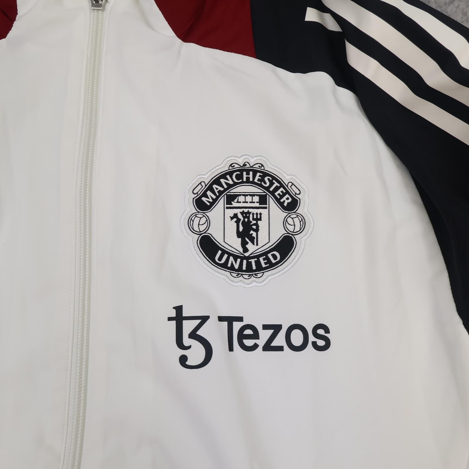 Manchester United Jacket Mens Large White Black EPL Football Adidas Tezos 24 25 photo 3