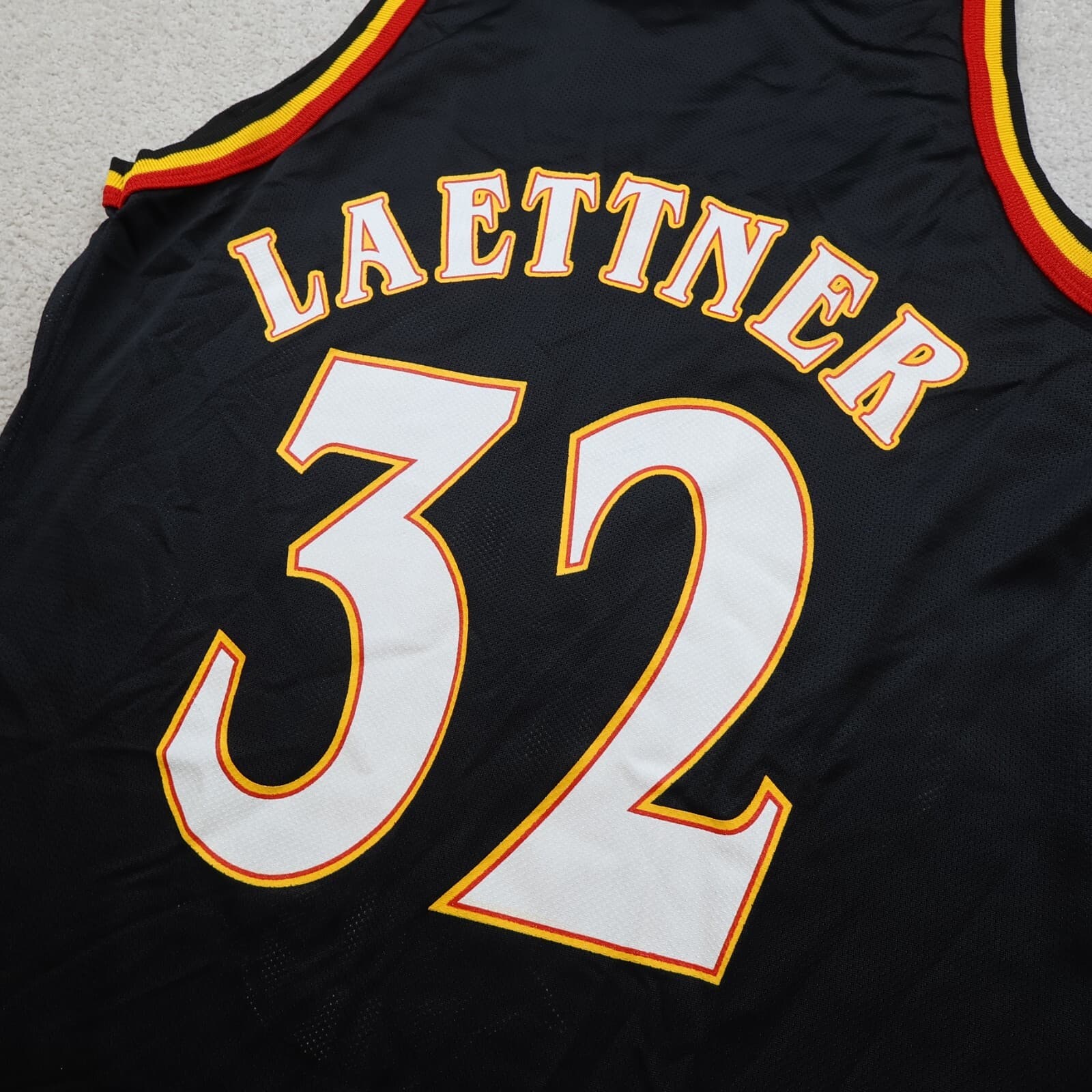 Vintage Atlanta Hawks Jersey Large Champion 90s NBA Christian Laettner 44 photo 8