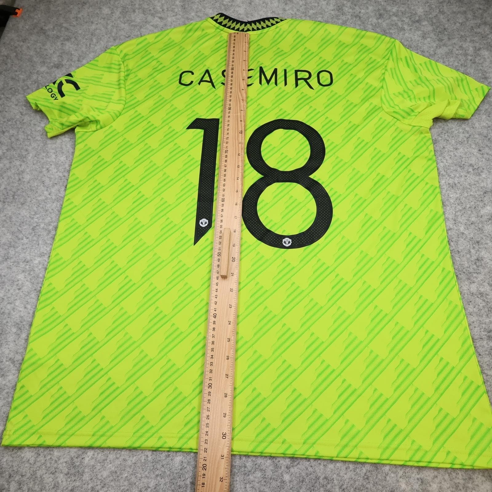 Manchester United Shirt Mens 2XL Green 3rd Kit 2022 2023 Adidas Casemiro 18 photo 12