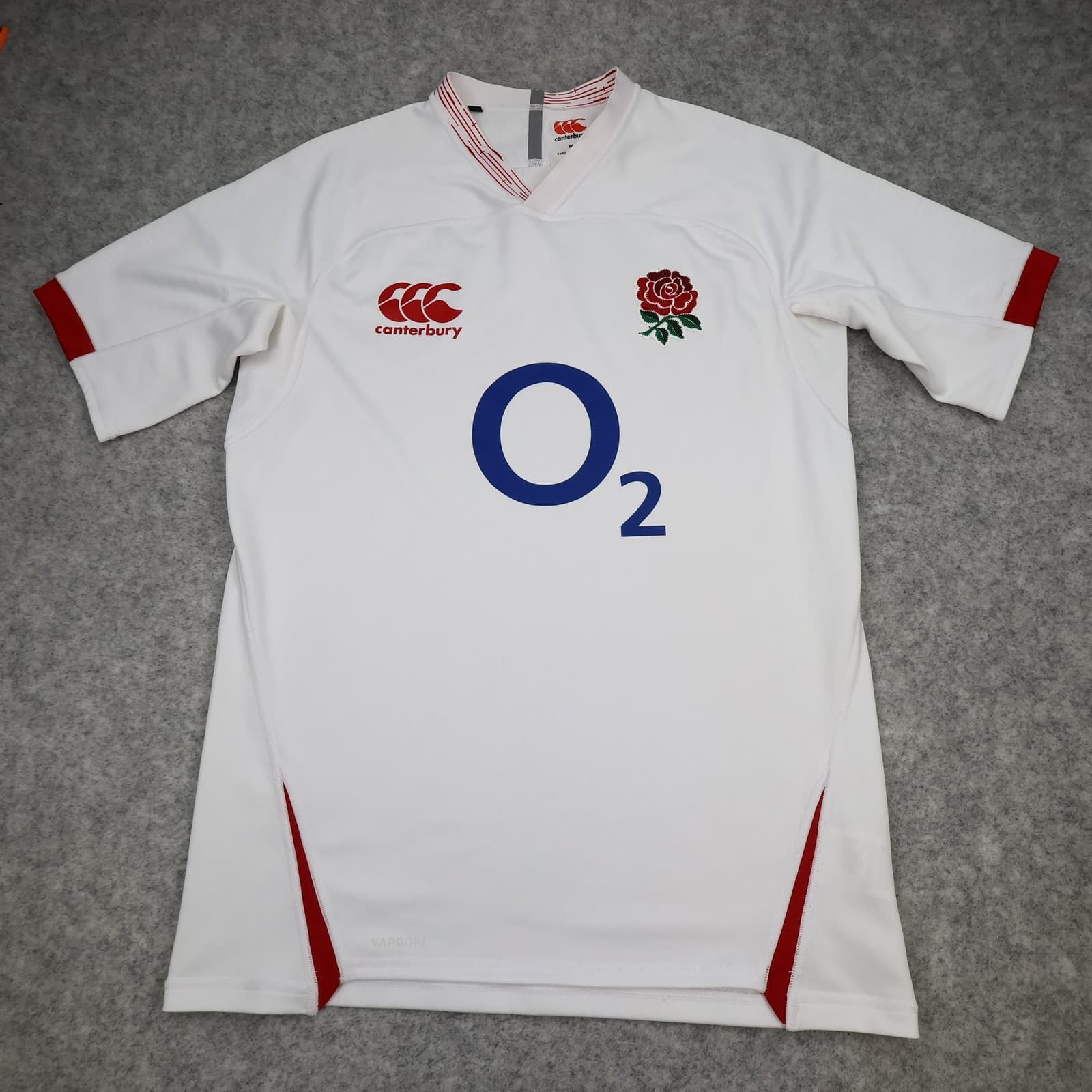 England Rugby Shirt Mens Medium White Rugby Union 2015 2016 O2 Vapodri Jersey