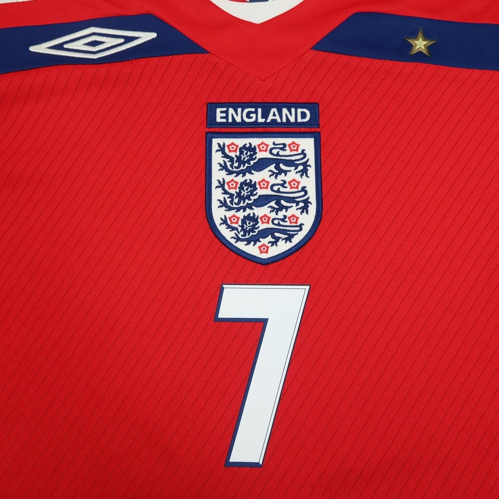 England Football Shirt Medium Red Away Kit 2008 2010 Jersey David Beckham 7 photo 4