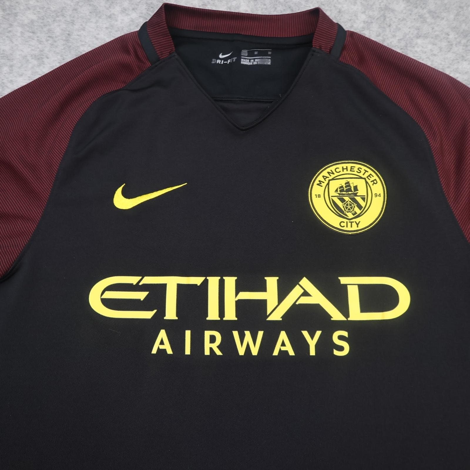 Manchester City Away Shirt Mens Medium Black 2016 2017 Football Nike Airways photo 3
