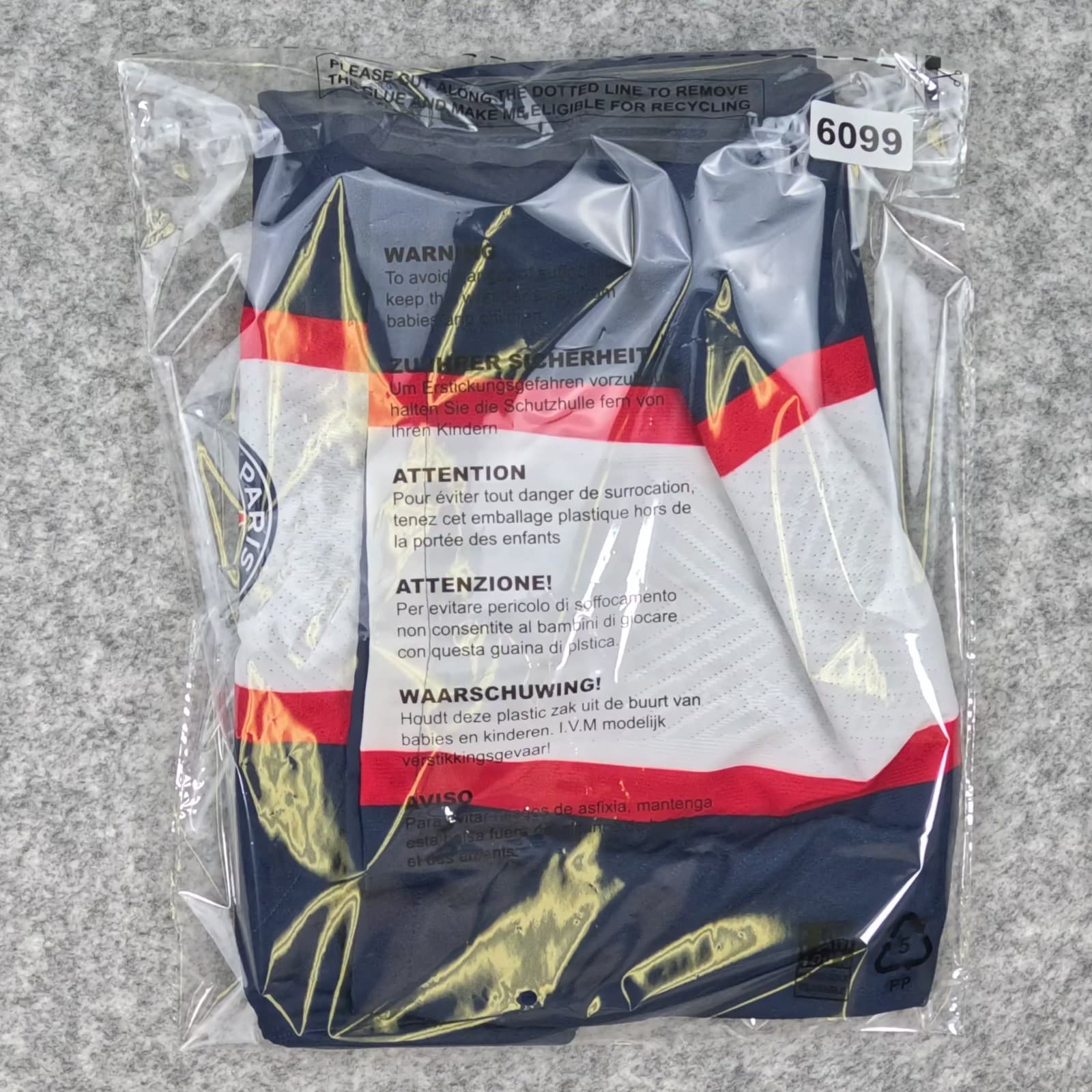 Paris Saint Germain Football Shirt Medium Home 2022 23 Nike Messi 30 Authentic photo 7