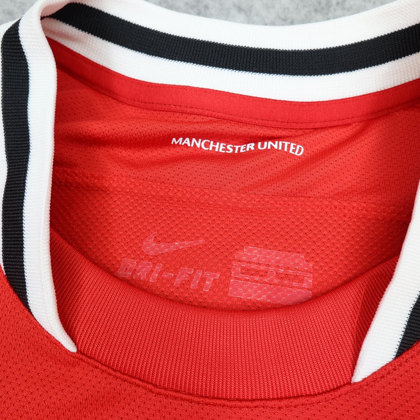 Manchester United Shirt Mens Medium Red Home 2011 2012 Football Nike Moore 8 photo 7