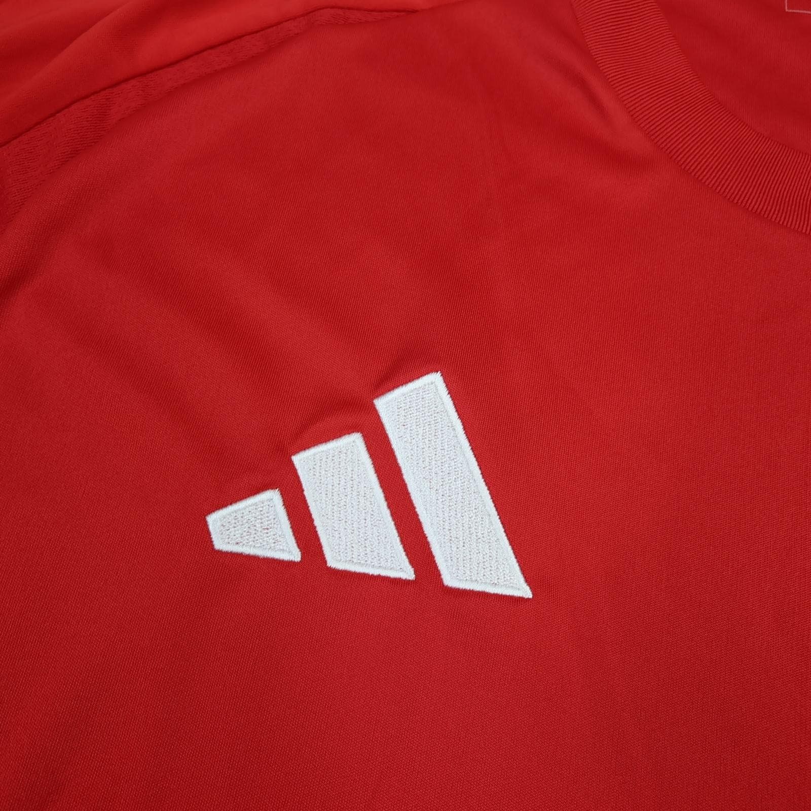 Manchester United Shirt Mens 2XL Red 2024 2025 Adidas Snapdragon DXC Jersey photo 5