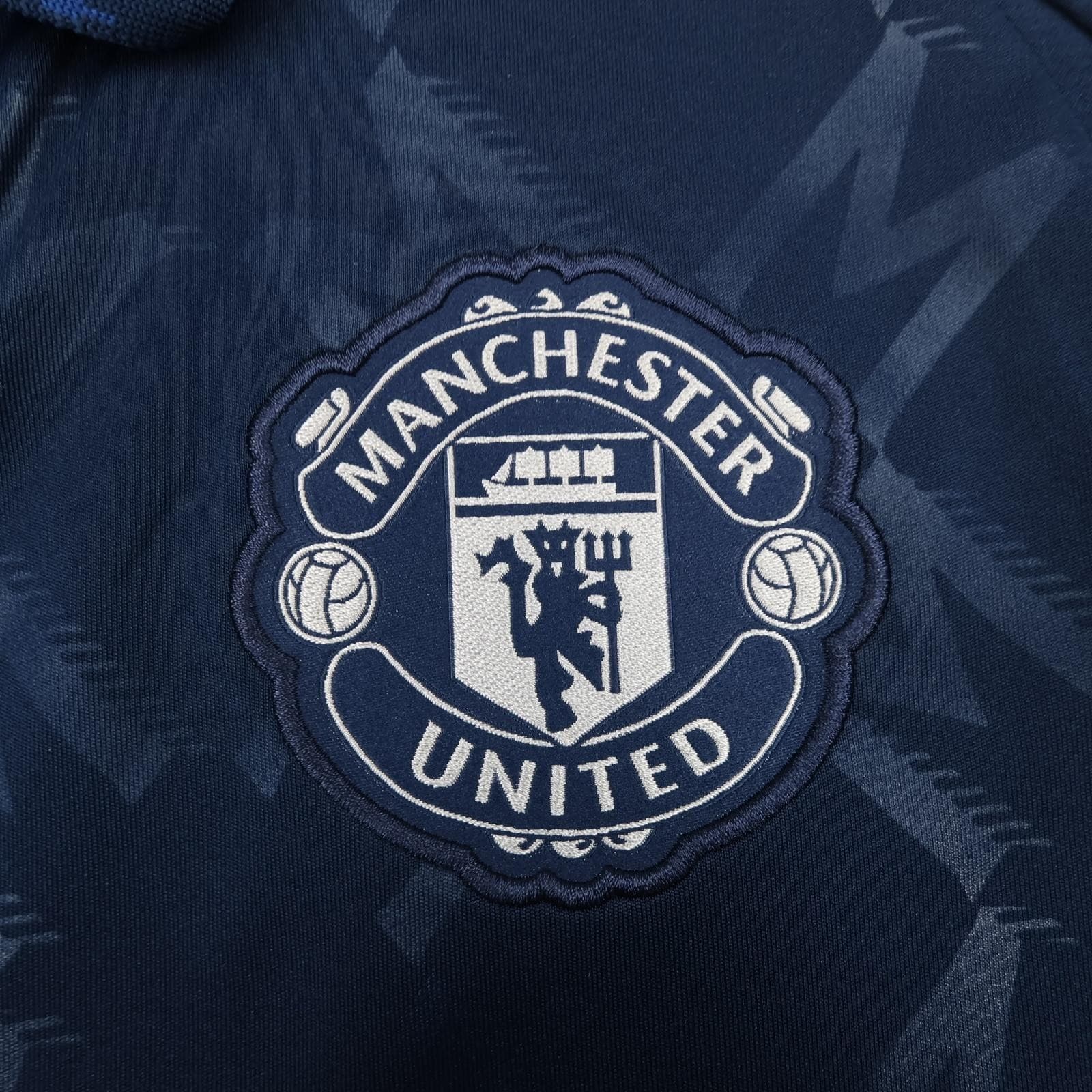 Manchester United Shirt Mens Medium Blue 3rd Kit 2024 2025 Adidas Snapdragon photo 5