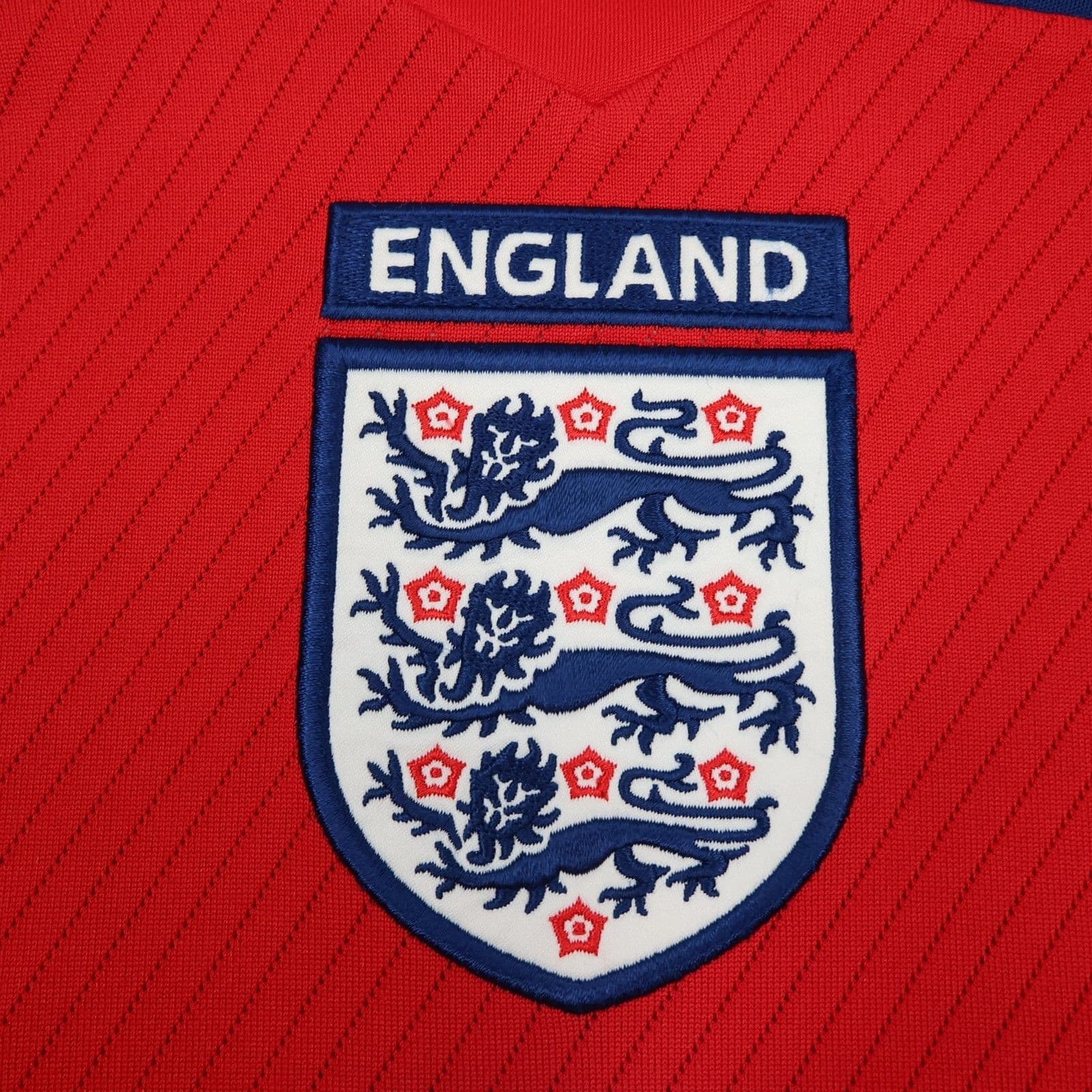 England Football Shirt Medium Red Away Kit 2008 2010 Jersey David Beckham 7 photo 6