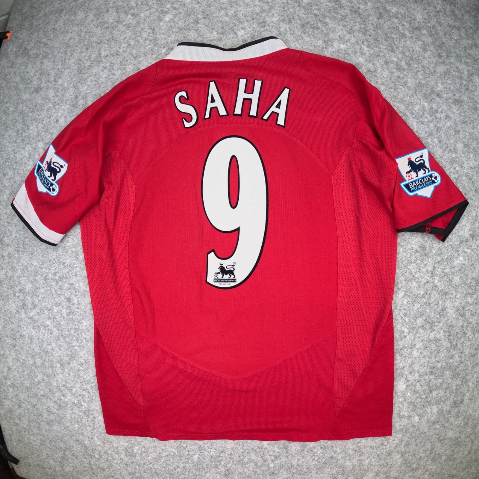 Manchester United Football Shirt Large Red Home 2004 2006 Nike Saha 9 Jersey