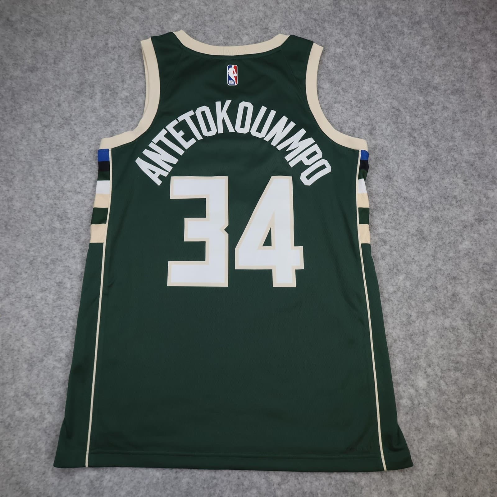 Milwaukee Bucks Basketball Jersey Mens Medium Green NBA Nike Antetokounmpo 34 photo 5