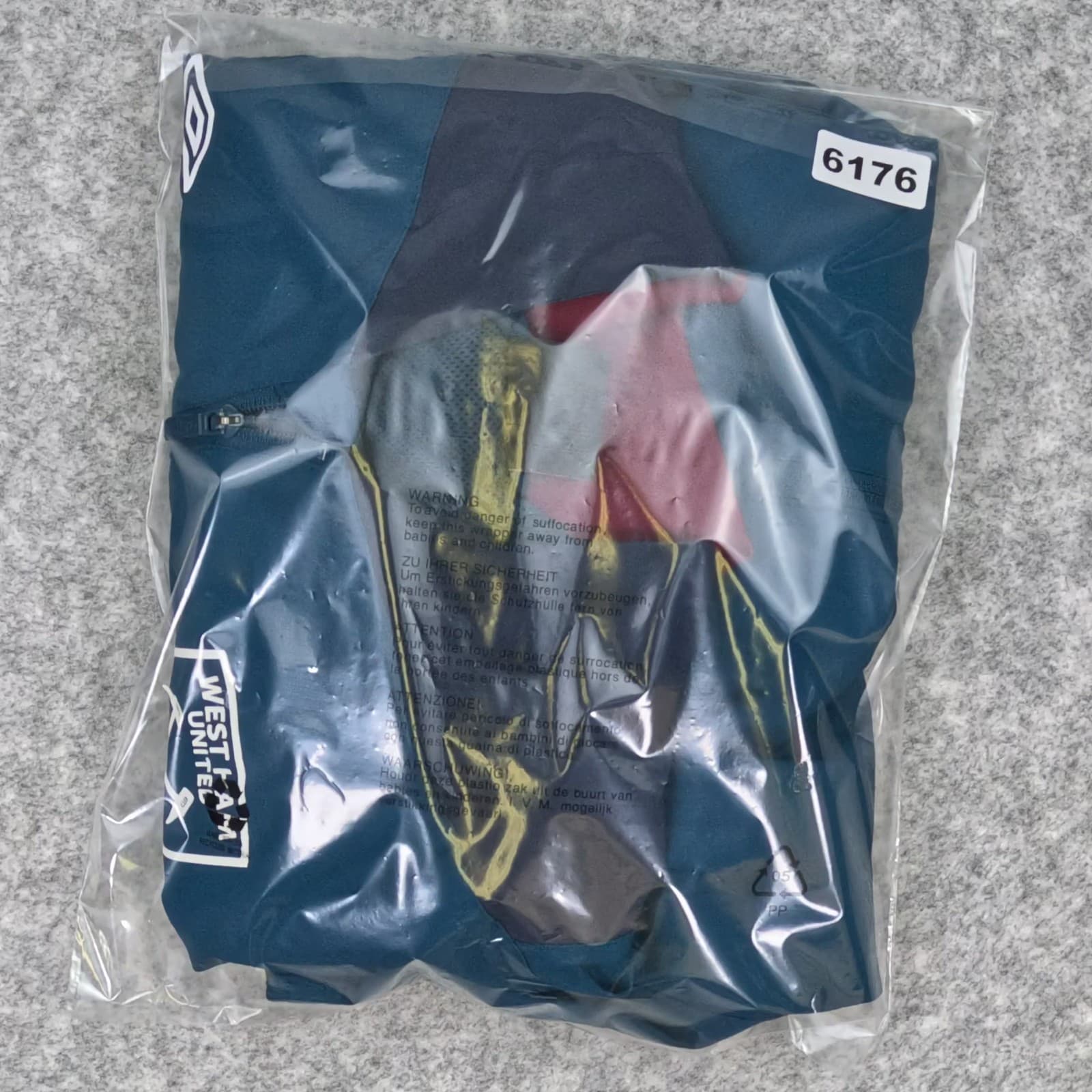 West Ham United Track Jacket Medium Blue Umbro Zip Football See Condition photo 4