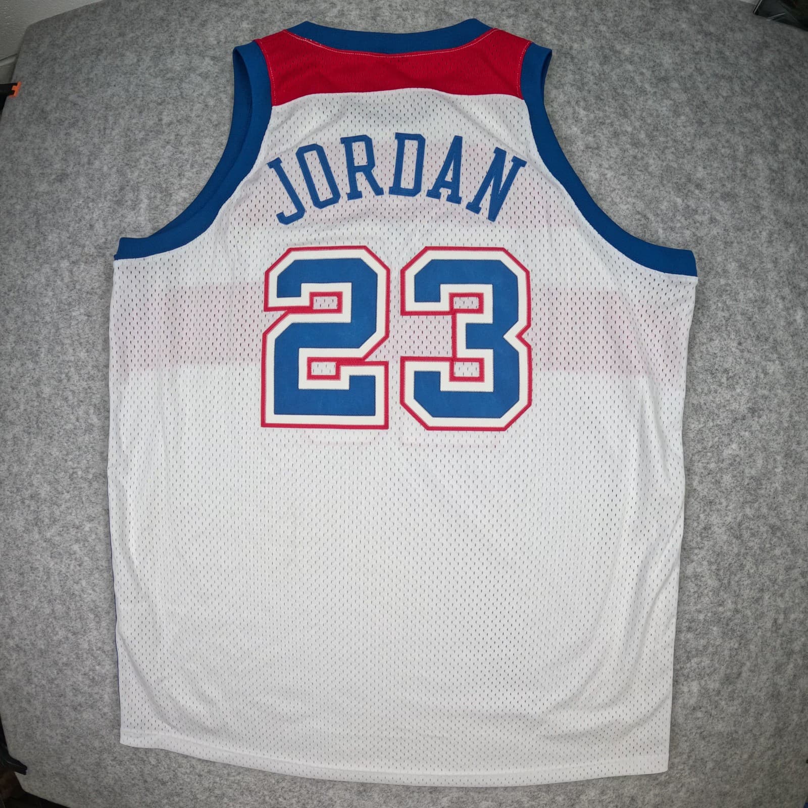 Vintage Washington Bullets Basketball Jersey 2XL White Nike Michael Jordan 23