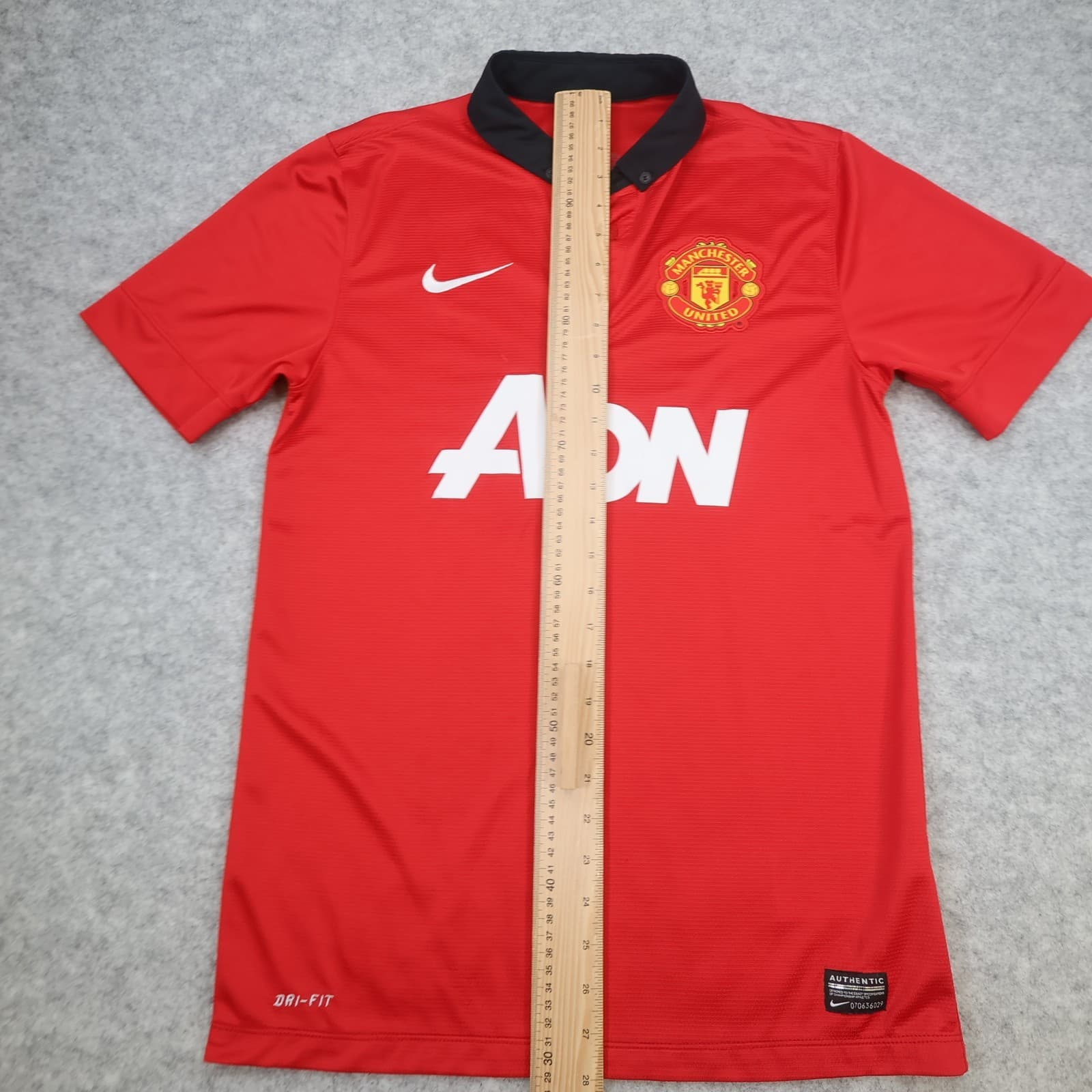 Manchester United Shirt Small Red Home Kit 2013 2014 Nike Soccer Jersey photo 14