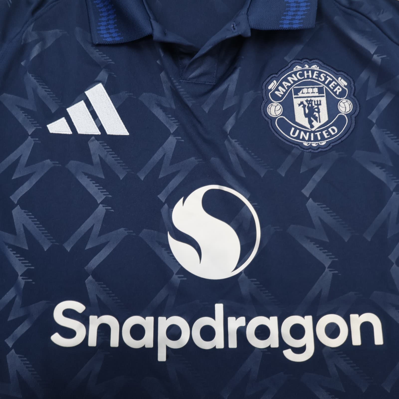 Manchester United Shirt Large Blue Away Kit 2024 2025 Adidas Soccer Jersey photo 3