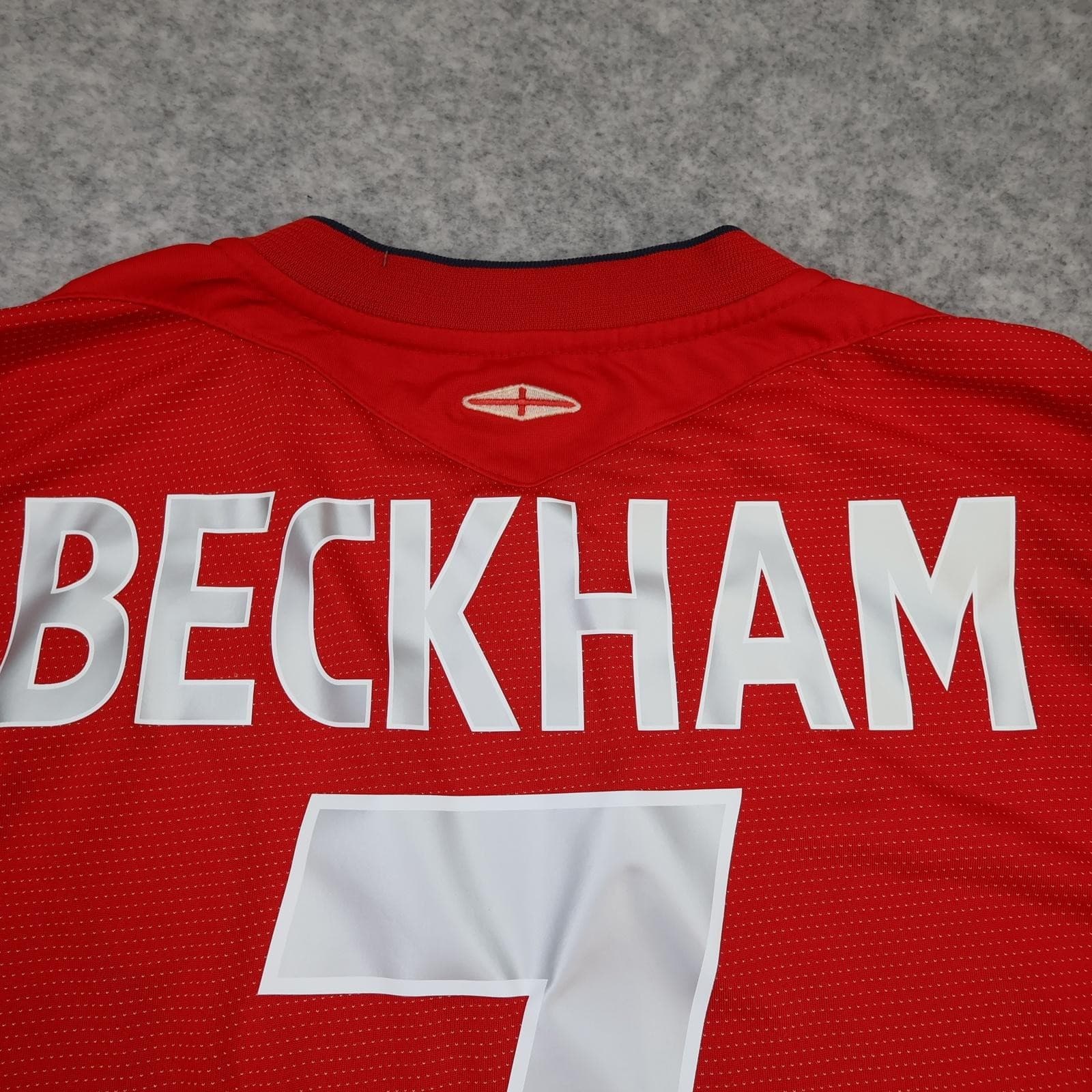 Vintage England Away Shirt Mens XL Red 2004 2006 Football Umbro Beckham 7 Jersey photo 3