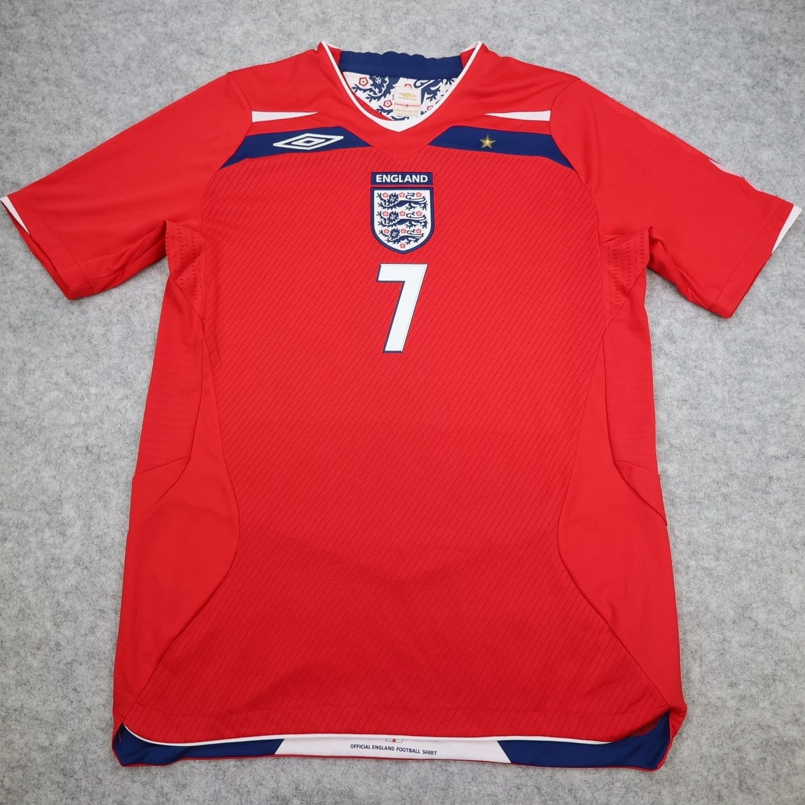 England Football Shirt Medium Red Away Kit 2008 2010 Jersey David Beckham 7 photo 2