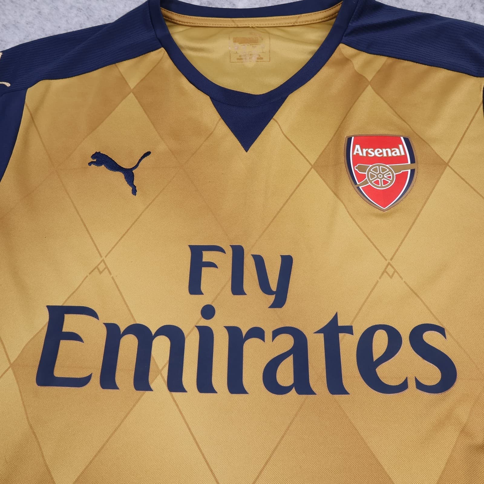 Arsenal Football Shirt Mens Away Gold 2015 2016 PUMA Ramsey 16 Football photo 3