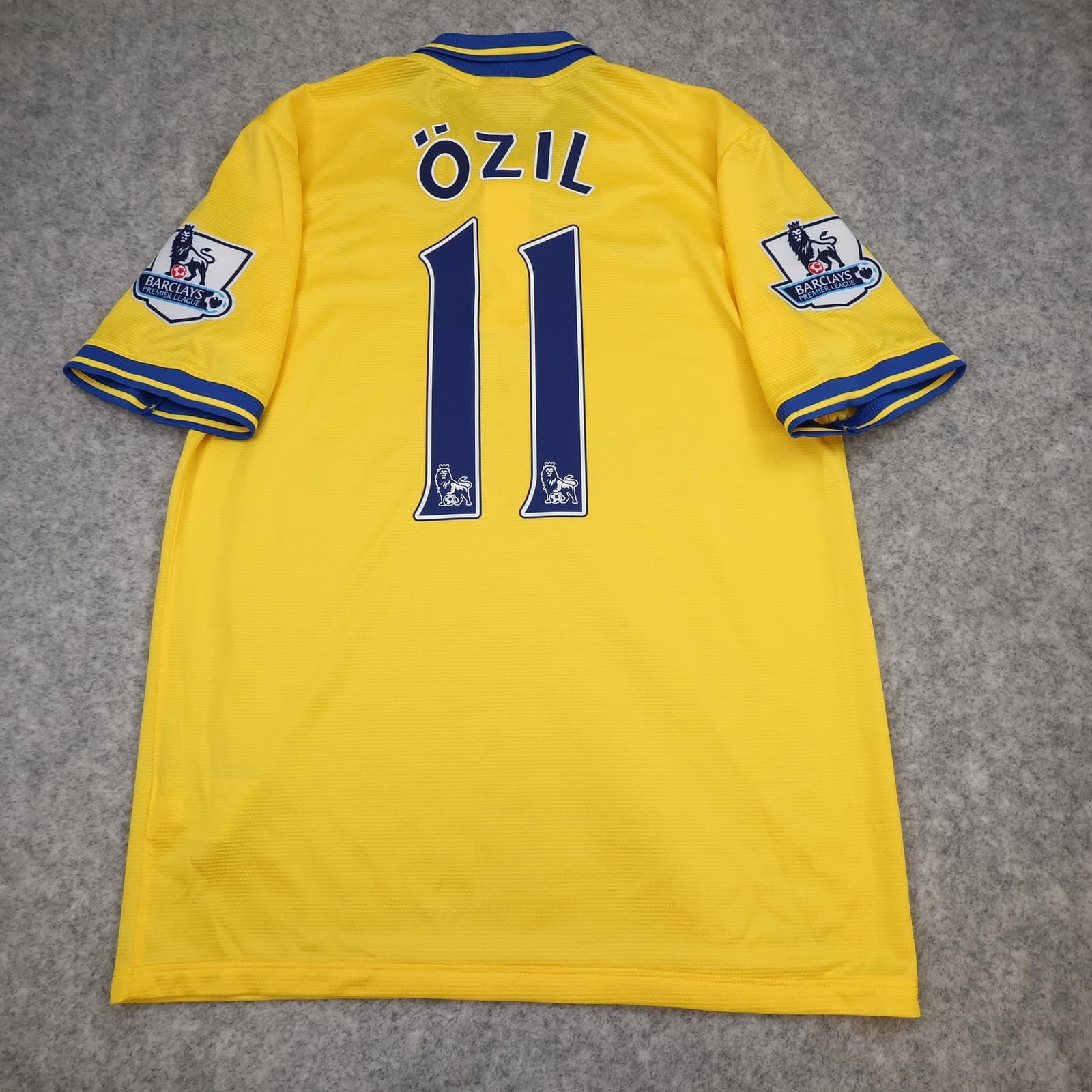 Arsenal Away Shirt Mens Medium Yellow 2013 2014 Nike Ozil 11 Soccer Jersey
