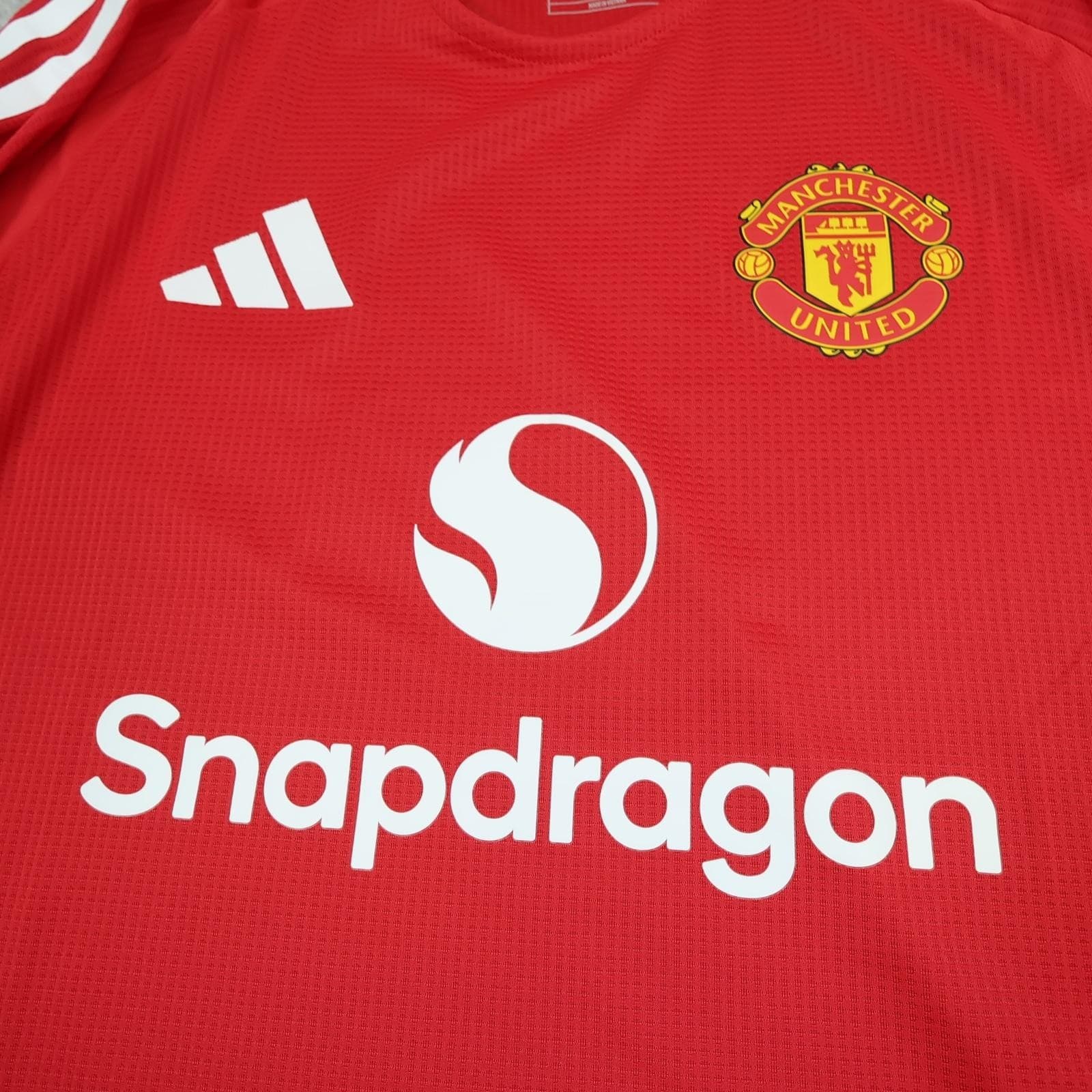 Manchester United Shirt Mens XL Red Home 2024 2025 Football Adidas Snapdragon photo 3