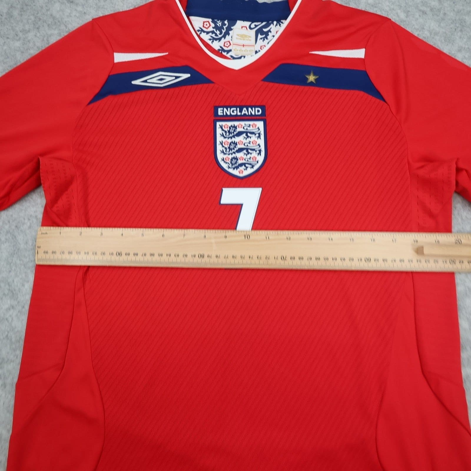 England Football Shirt Medium Red Away Kit 2008 2010 Jersey David Beckham 7 photo 11