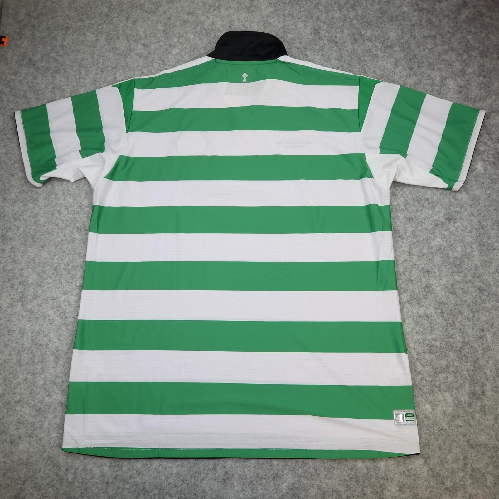 Vintage Celtic Shirt Mens 2XL Green White Home Football Umbro 2004 2005 Carling photo 2
