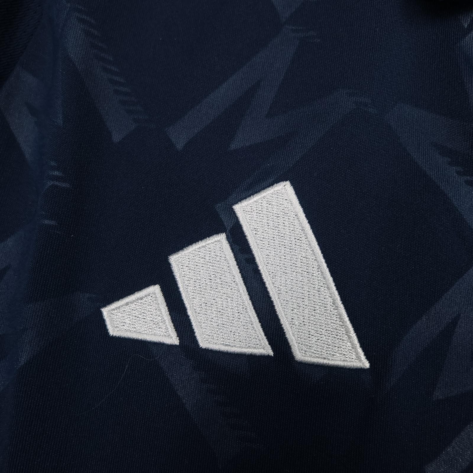 Manchester United Shirt Mens Medium Blue 3rd Kit 2024 2025 Adidas Snapdragon photo 6