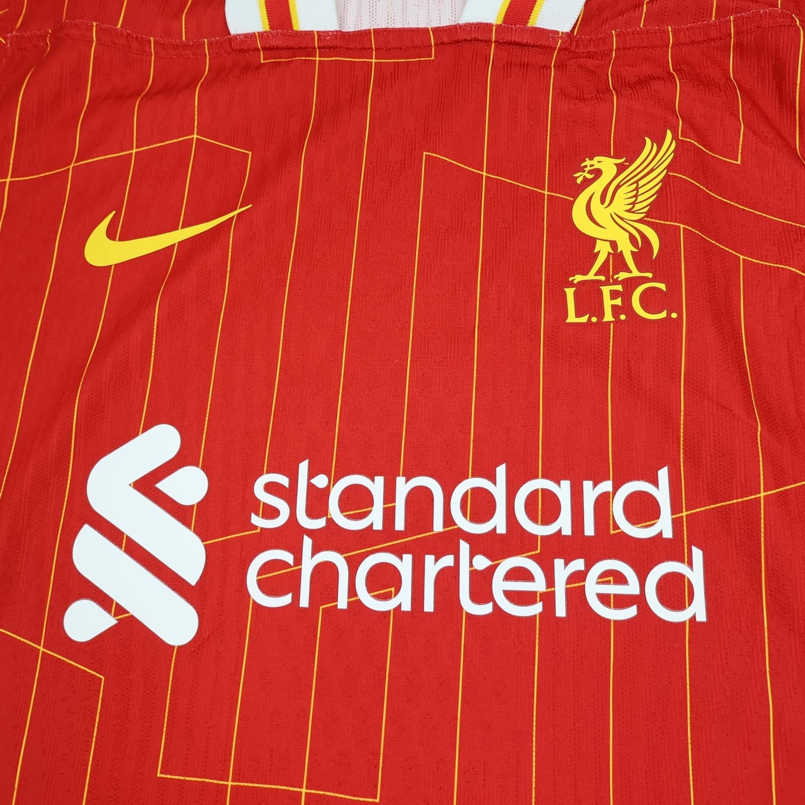 Liverpool Shirt Medium Red Home 2024 2025 ADV Nike Soccer Jersey Salah 11 photo 3
