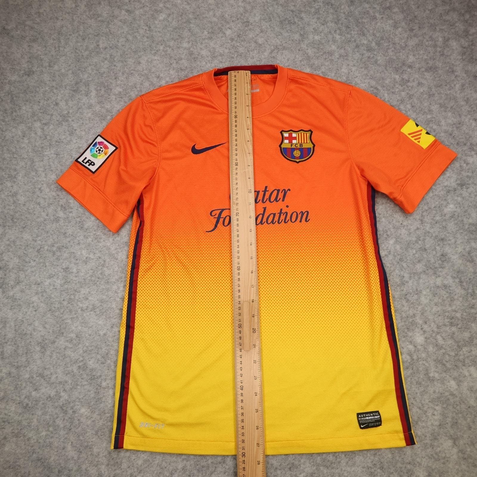 Barcelona Shirt Mens Small Orange Away 2012 2013 Football Nike Qatar Foundation photo 14